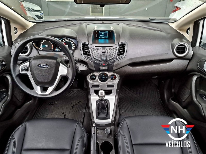 FIESTA 1.6 SE SEDAN 16V FLEX 4P MANUAL - 2014 - NOVO HAMBURGO