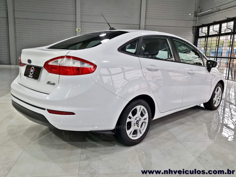 FIESTA 1.6 SE SEDAN 16V FLEX 4P MANUAL - 2014 - NOVO HAMBURGO