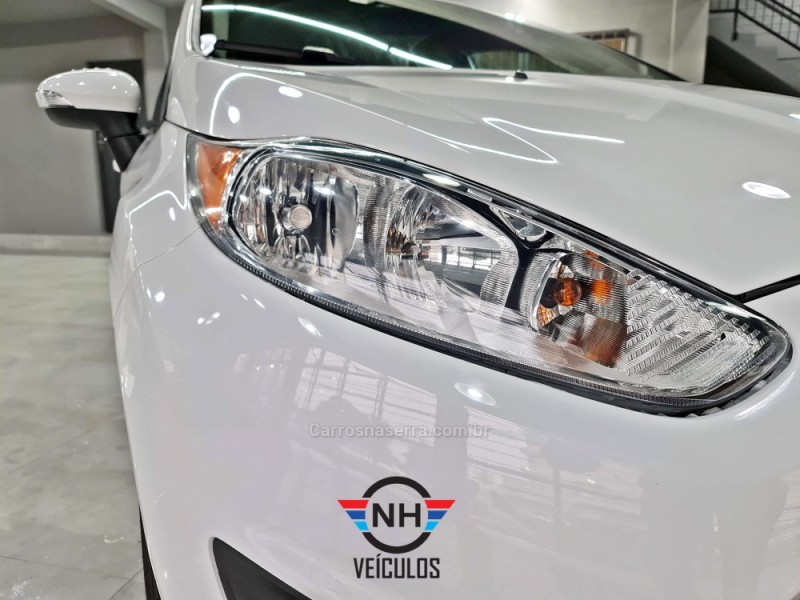 FIESTA 1.6 SE SEDAN 16V FLEX 4P MANUAL - 2014 - NOVO HAMBURGO