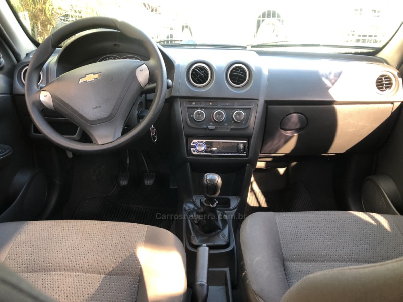 CELTA 1.0 MPFI LT 8V FLEX 4P MANUAL - 2015 - GUAPORé