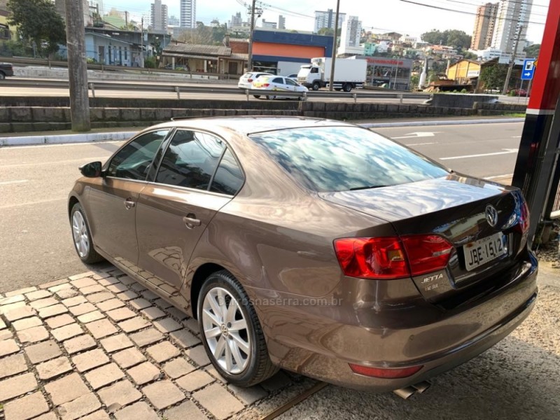 JETTA 2.0 COMFORTLINE FLEX 4P TIPTRONIC - 2014 - CAXIAS DO SUL
