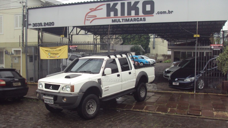 L200 SAVANA 2.5 4X4 CD 8V TURBO DIESEL 4P MANUAL - 2005 - CAXIAS DO SUL