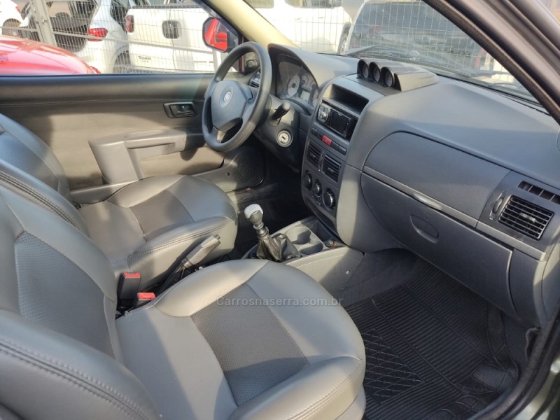 STRADA 1.8 MPI ADVENTURE CE 8V FLEX 2P MANUAL - 2010 - TAQUARA