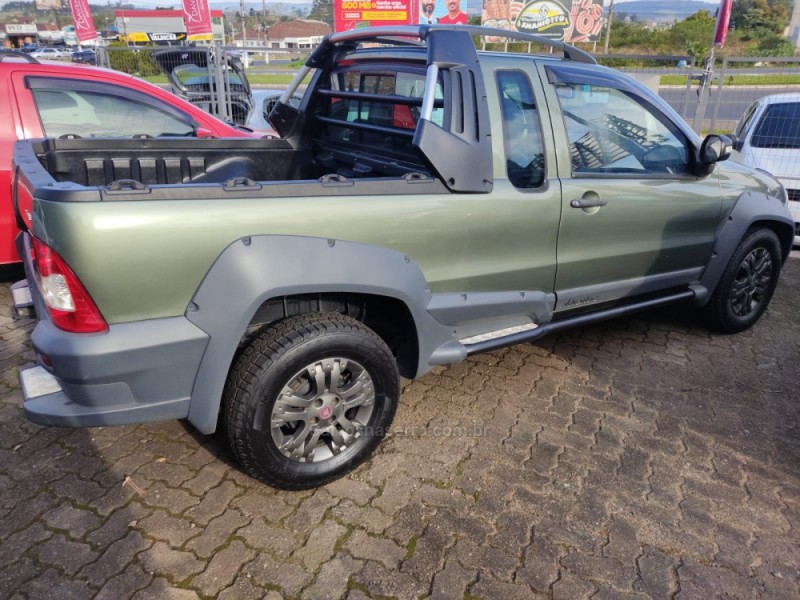 STRADA 1.8 MPI ADVENTURE CE 8V FLEX 2P MANUAL - 2010 - TAQUARA