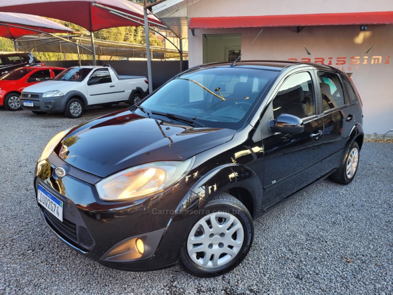 fiesta 1.6 rocam se 8v flex 4p manual 2014 carlos barbosa