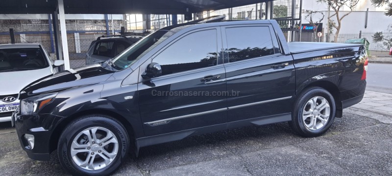 actyon sports  2.2 xdi220 diesel dlx cd 4wd automatico 2013 caxias do sul