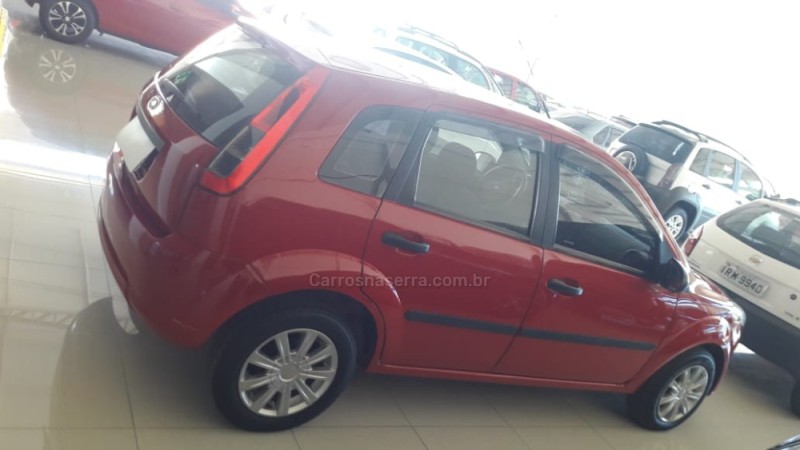 FIESTA 1.0 MPI CLASS 8V FLEX 4P MANUAL - 2013 - NOVA PETRóPOLIS