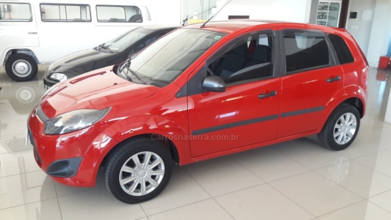 FIESTA 1.0 MPI CLASS 8V FLEX 4P MANUAL - 2013 - NOVA PETRóPOLIS