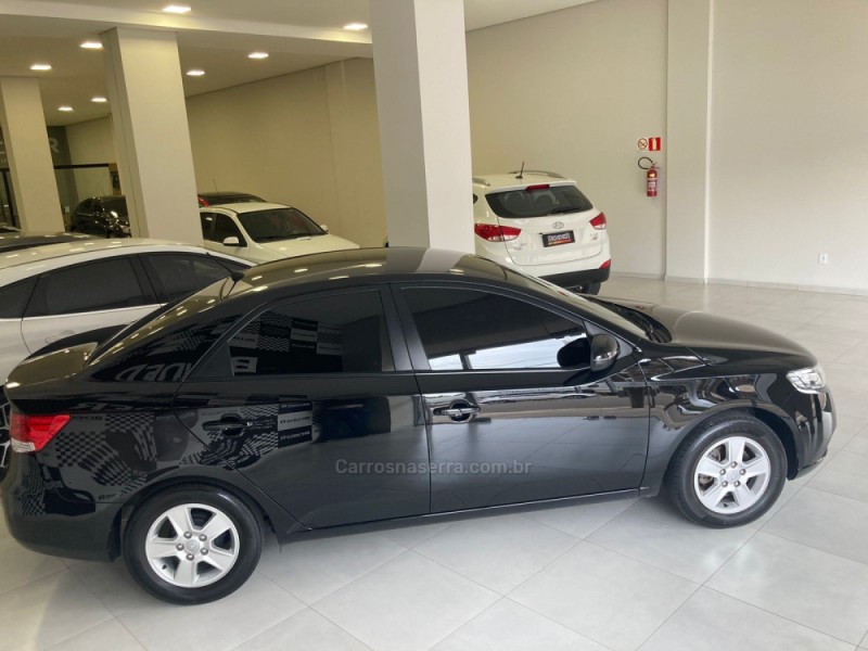 CERATO 1.6 EX3 SEDAN 16V GASOLINA 4P MANUAL - 2011 - SALVADOR DO SUL
