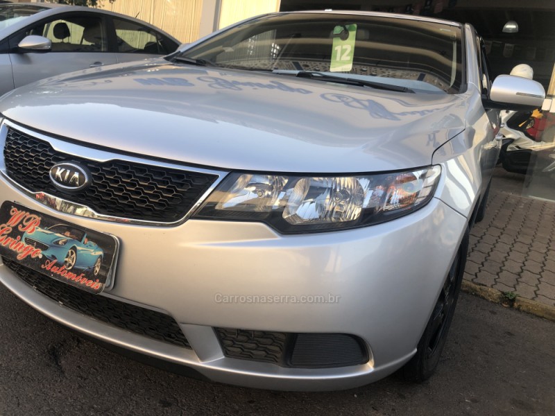 CERATO 1.6 EX3 SEDAN 16V GASOLINA 4P MANUAL - 2012 - VALE REAL