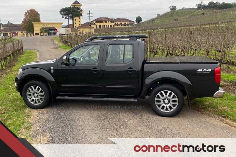 FRONTIER 2.5 SL 4X4 CD TURBO ELETRONIC DIESEL 4P AUTOMÁTICO - 2013 - BENTO GONçALVES