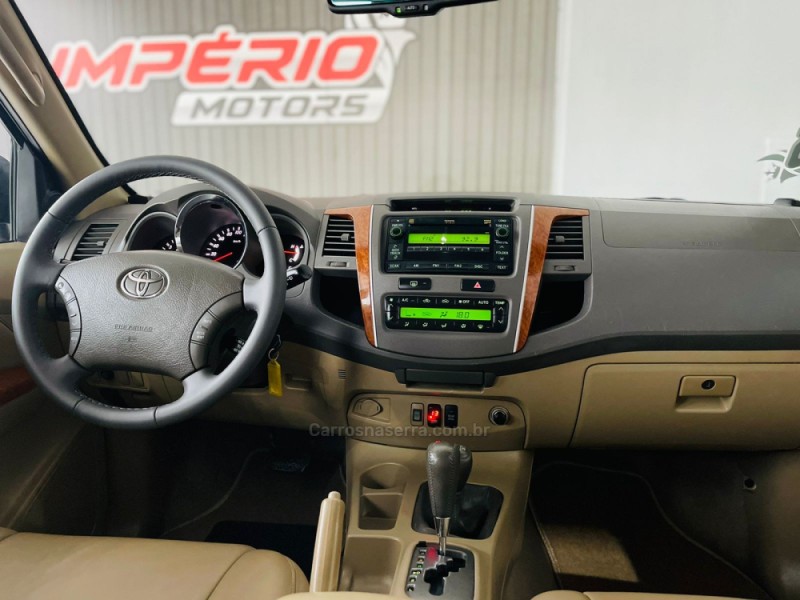 HILUX SW4 3.0 SRV 4X4 CD 16V TURBO INTERCOOLER DIESEL 4P AUTOMÁTICO - 2010 - ESTâNCIA VELHA