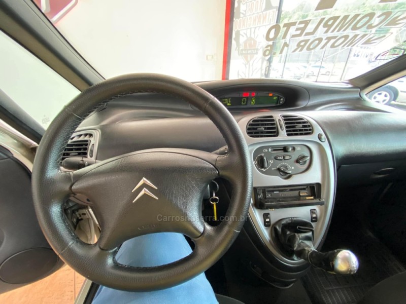 C3 1.6 PICASSO GLX 16V FLEX 4P MANUAL - 2011 - IGREJINHA