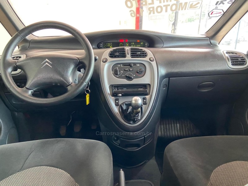 C3 1.6 PICASSO GLX 16V FLEX 4P MANUAL - 2011 - IGREJINHA