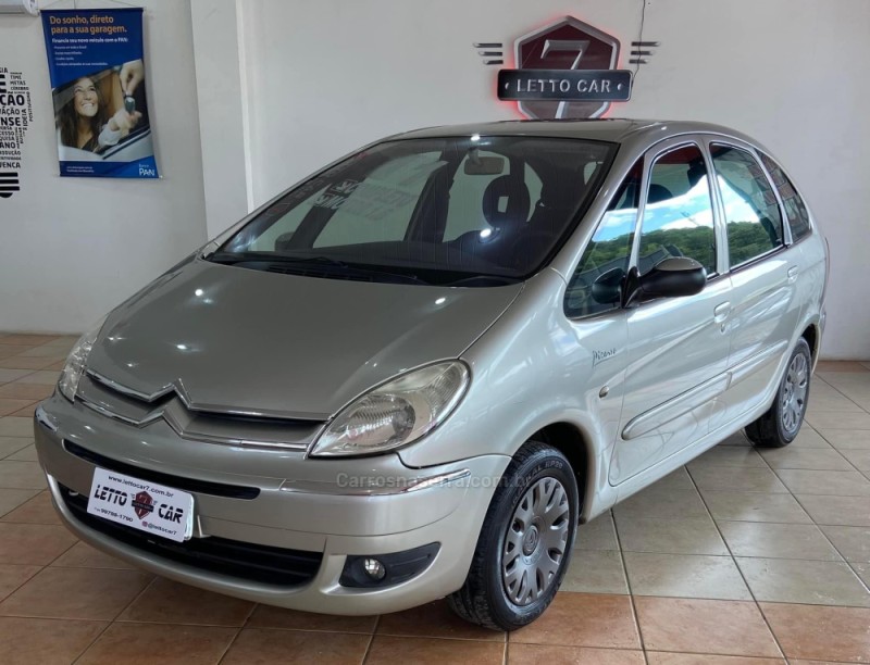 C3 1.6 PICASSO GLX 16V FLEX 4P MANUAL - 2011 - IGREJINHA
