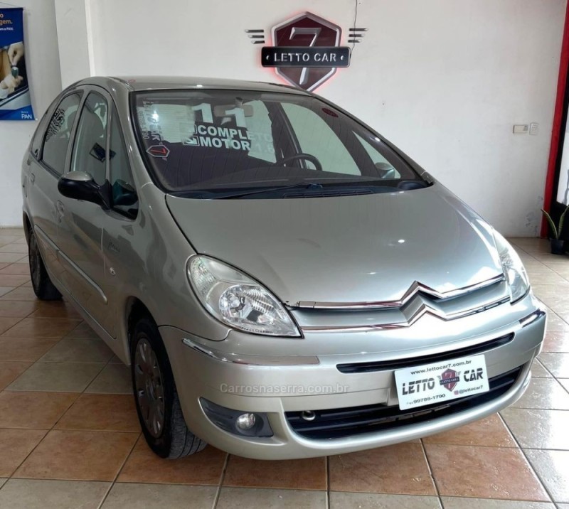 C3 1.6 PICASSO GLX 16V FLEX 4P MANUAL - 2011 - IGREJINHA