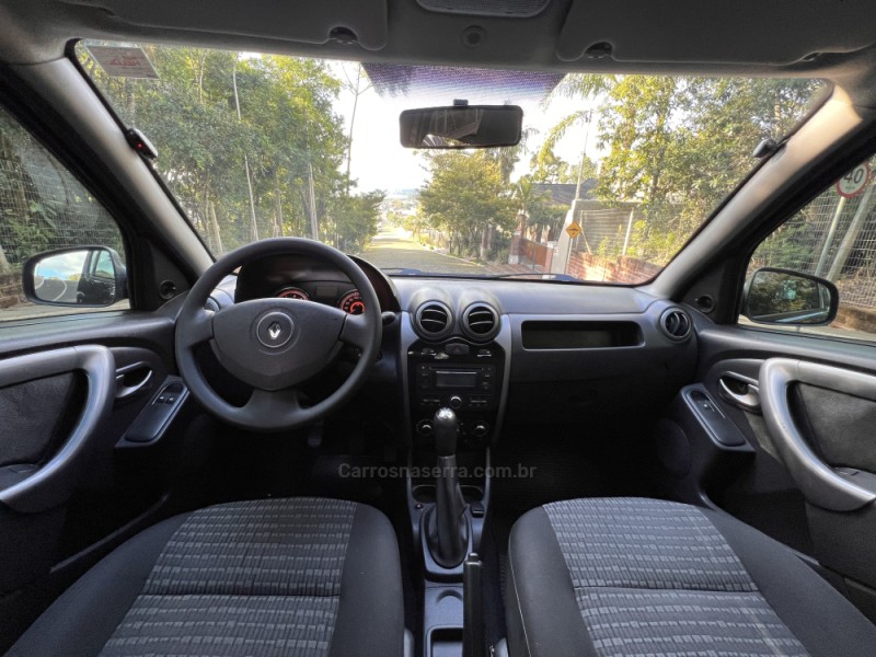 SANDERO 1.6 EXPRESSION 16V FLEX 4P MANUAL - 2012 - LAJEADO