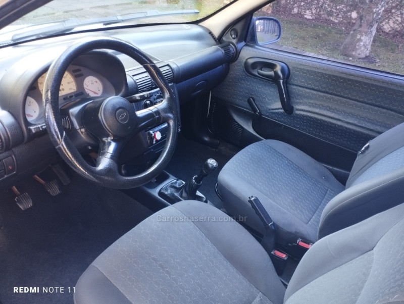 CORSA 1.0 MPFI WIND 8V GASOLINA 2P MANUAL - 2001 - CAXIAS DO SUL