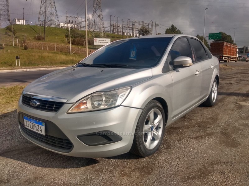 FOCUS 2.0 FC 16V GASOLINA 4P MANUAL - 2009 - FARROUPILHA