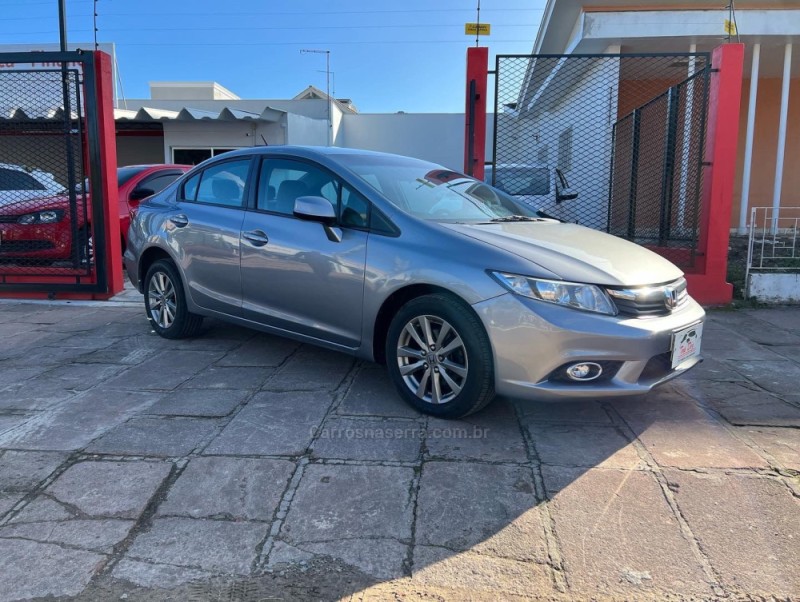 CIVIC 1.8 LXS 16V FLEX 4P AUTOMÁTICO