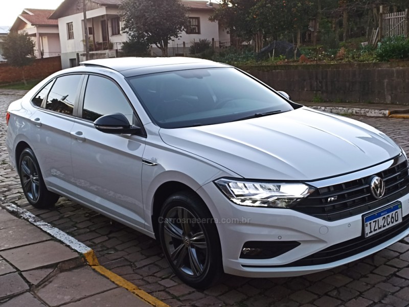 JETTA 1.4 R-LINE 250 16V TSI FLEX 4P AUTOMÁTICO - 2019 - VERANóPOLIS
