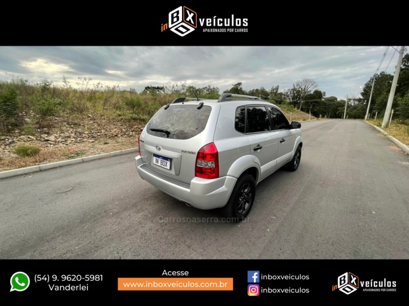 TUCSON 2.0 GL 2WD 16V GASOLINA 4P MANUAL - 2010 - GRAMADO