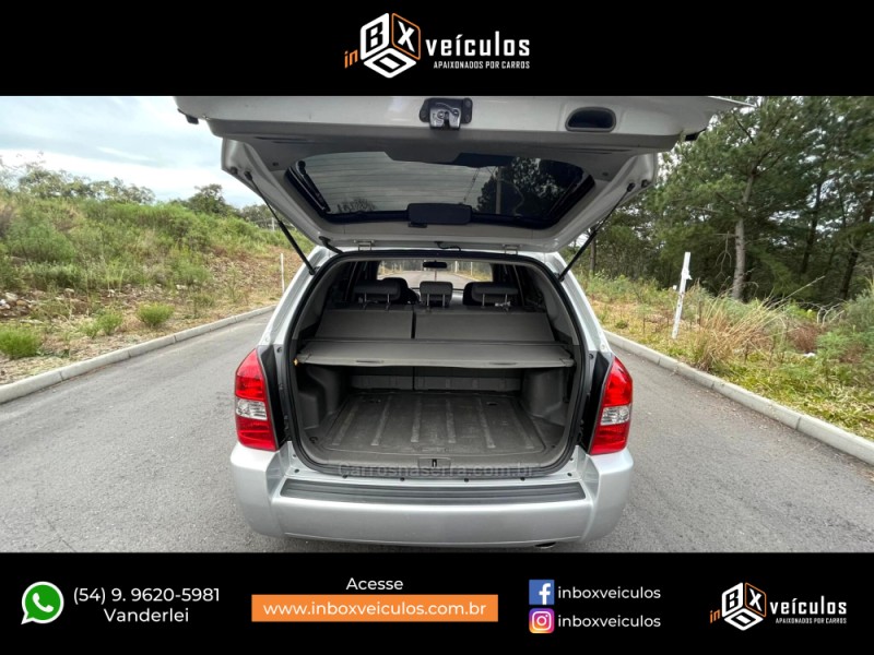 TUCSON 2.0 GL 2WD 16V GASOLINA 4P MANUAL - 2010 - GRAMADO