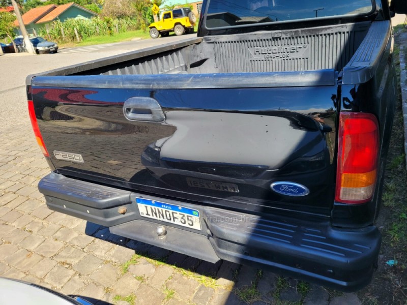 F-250 3.9 XL S DUTY 4X2 CS DIESEL 2P MANUAL - 2007 - GARIBALDI