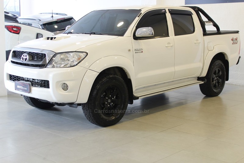 HILUX 3.0 SRV 4X4 CD 16V TURBO INTERCOOLER DIESEL 4P AUTOMÁTICO