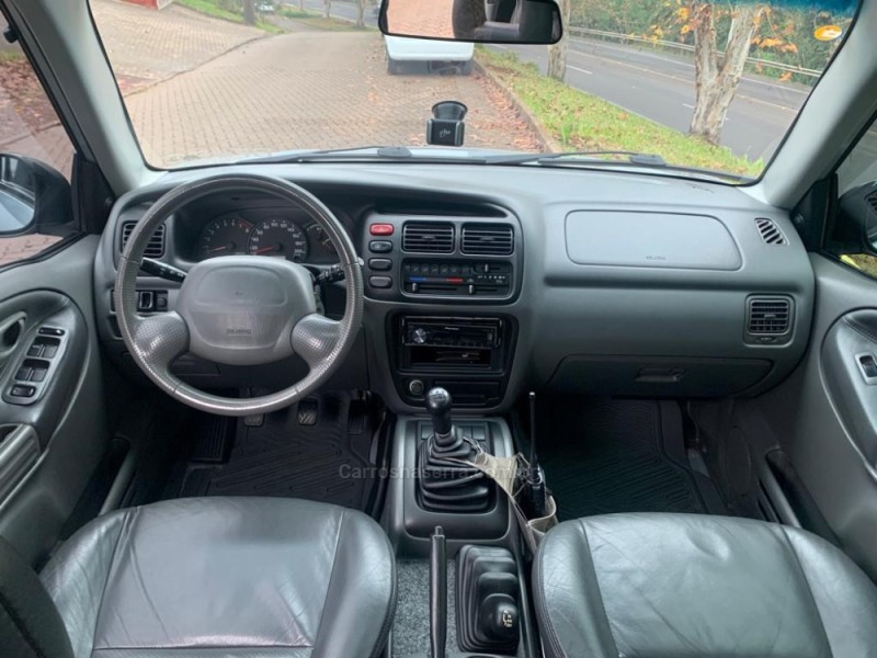 TRACKER 2.0 4X4 16V GASOLINA 4P MANUAL - 2008 - DOIS IRMãOS