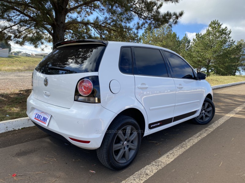 POLO 1.6 MI SPORTLINE 8V FLEX 4P MANUAL - 2013 - VACARIA