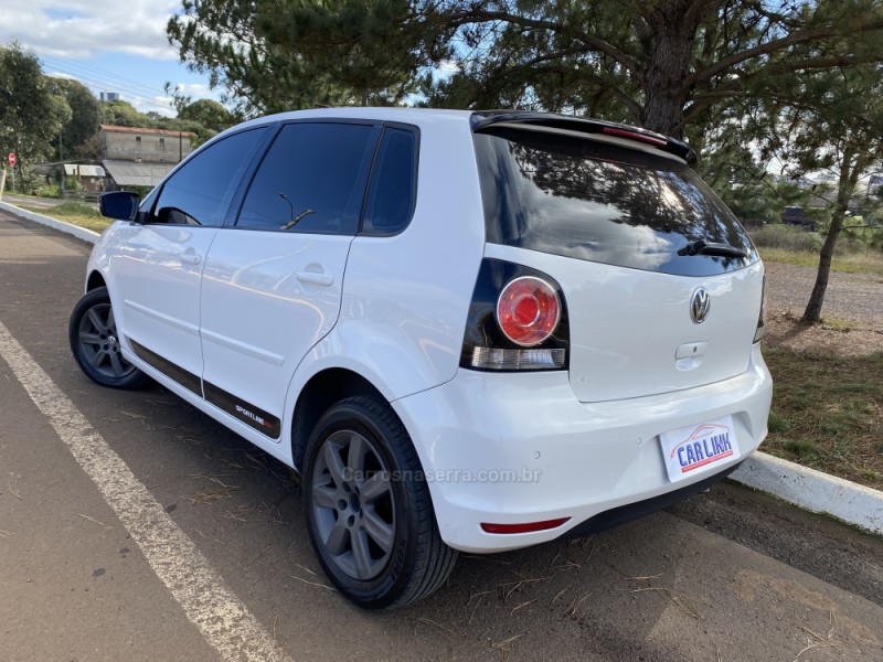 POLO 1.6 MI SPORTLINE 8V FLEX 4P MANUAL - 2013 - VACARIA