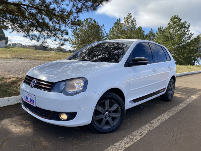 POLO 1.6 MI SPORTLINE 8V FLEX 4P MANUAL