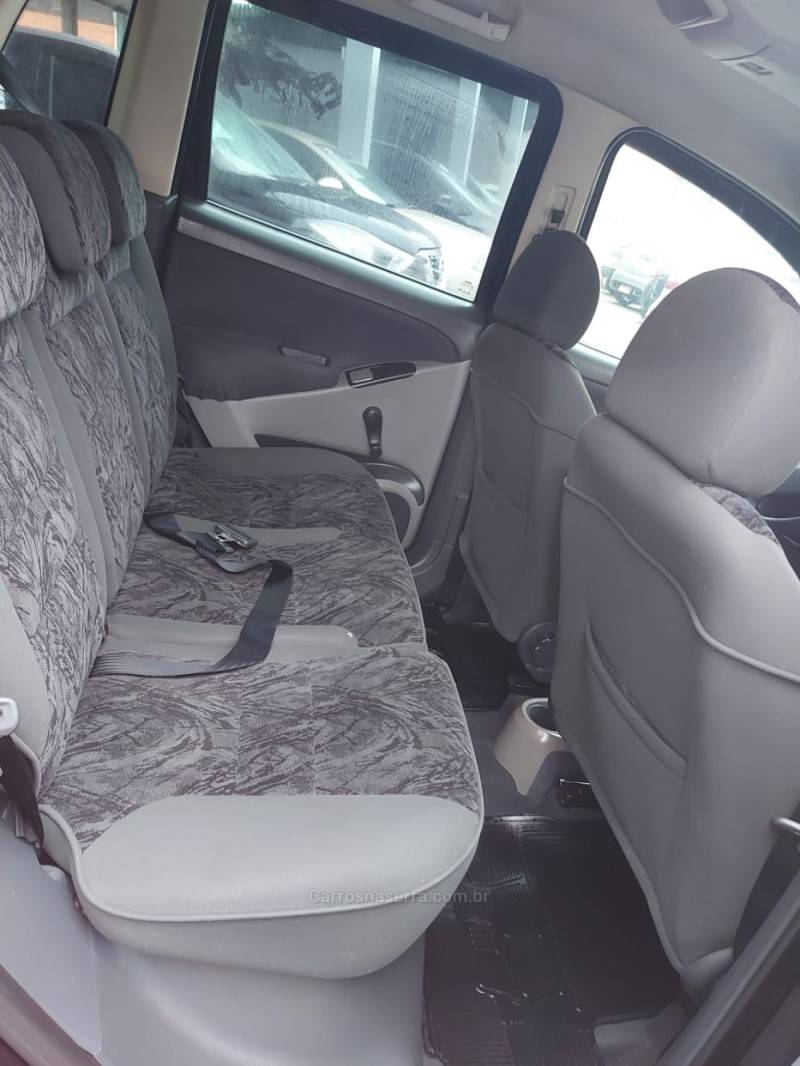 IDEA 1.8 MPI HLX 8V FLEX 4P MANUAL - 2006 - CAXIAS DO SUL