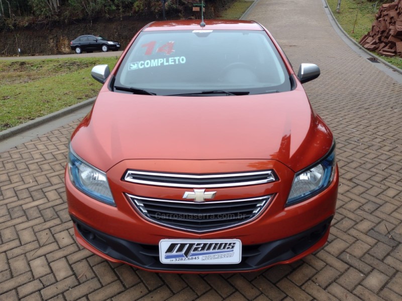 ONIX 1.0 MPFI LOLLAPALOOZA 8V FLEX 4P MANUAL - 2014 - CANELA