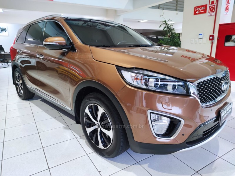 SORENTO 3.3 EX V6 24V GASOLINA 4P 7 LUGARES AUTOMATICO - 2016 - CAXIAS DO SUL