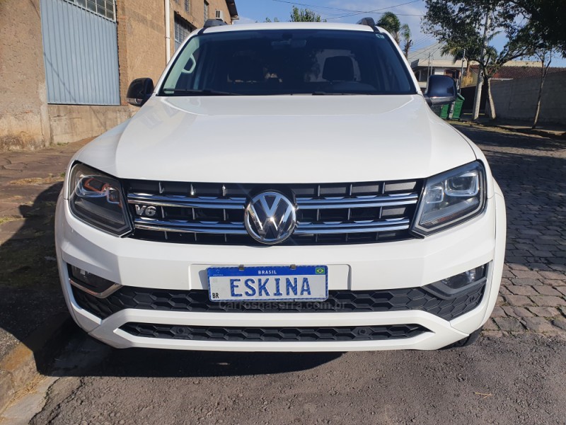 AMAROK 3.0 V6 TDI HIGHLINE CD DIESEL 4MOTION AUTOMÁTICO