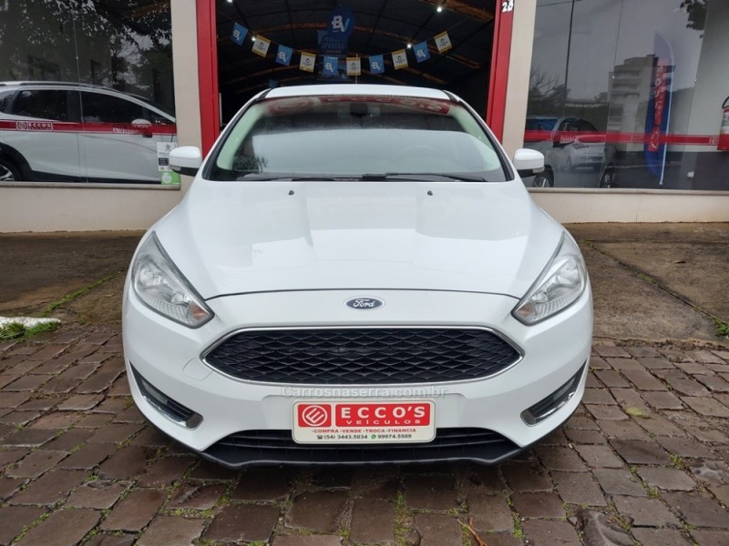 FOCUS 1.6 SE PLUS 16V FLEX 4P MANUAL - 2016 - GUAPORé