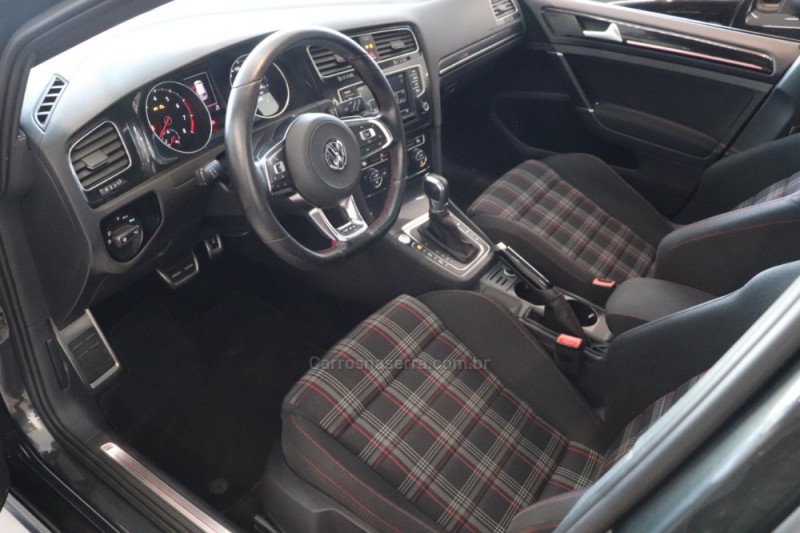 GOLF 2.0 TSI GTI 16V TURBO GASOLINA 4P AUTOMÁTICO - 2017 - CAXIAS DO SUL