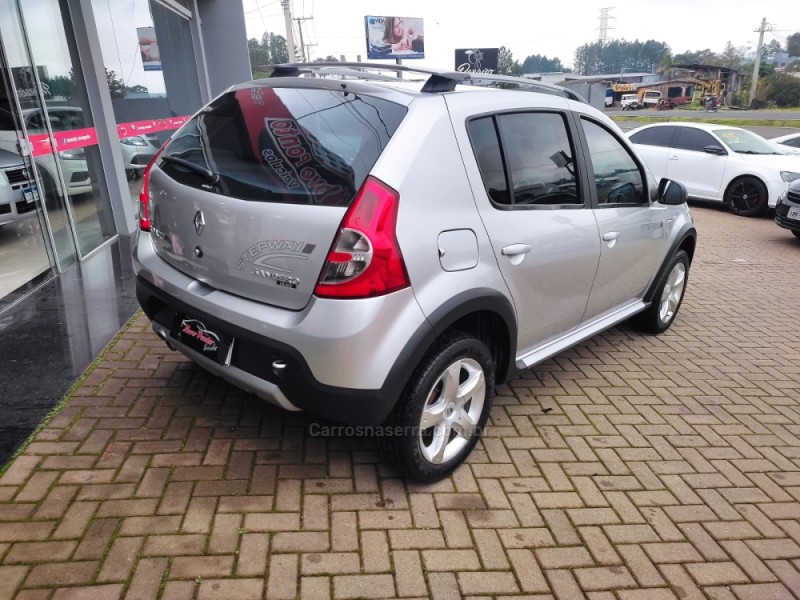 SANDERO 1.6 STEPWAY 16V FLEX 4P MANUAL - 2011 - PAROBé