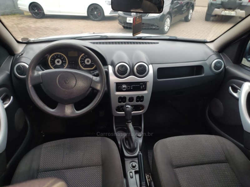 SANDERO 1.6 STEPWAY 16V FLEX 4P MANUAL - 2011 - PAROBé