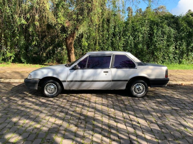 MONZA 2.0 EFI SL/E 8V GASOLINA 2P MANUAL - 1993 - FARROUPILHA