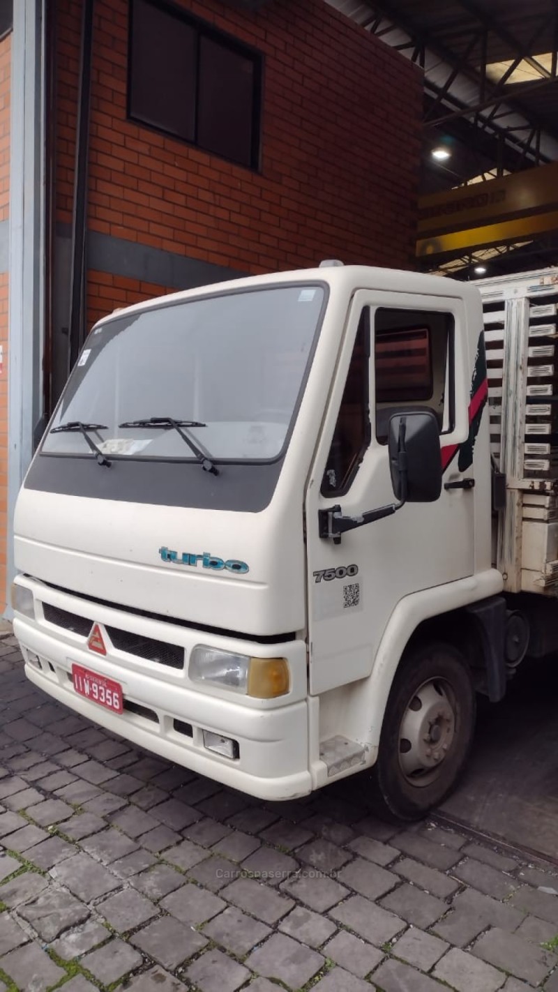 7500  1999 caxias do sul