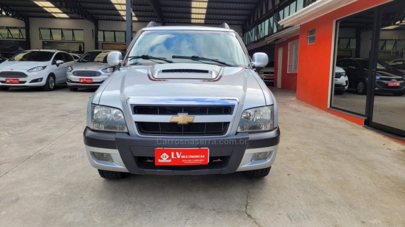 S10 2.4 MPFI RODEIO 4X2 CD 8V FLEX 4P MANUAL - 2011 - CAXIAS DO SUL