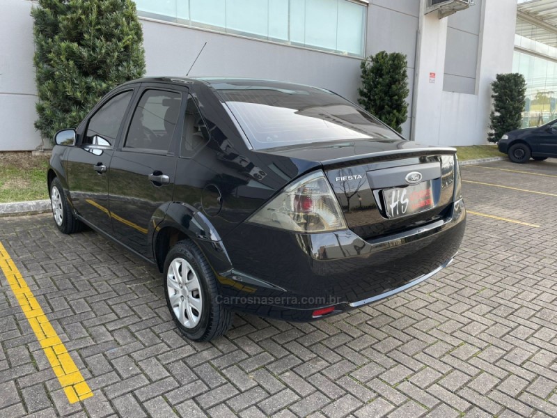 FIESTA 1.6 MPI SEDAN 8V FLEX 4P MANUAL - 2012 - CAXIAS DO SUL