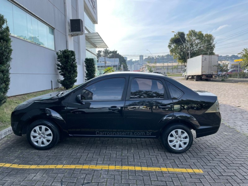FIESTA 1.6 MPI SEDAN 8V FLEX 4P MANUAL - 2012 - CAXIAS DO SUL
