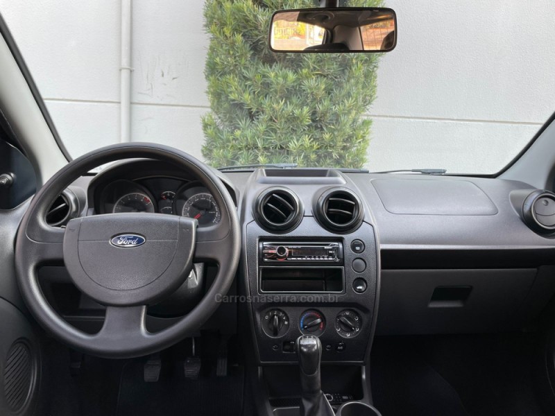 FIESTA 1.6 MPI SEDAN 8V FLEX 4P MANUAL - 2012 - CAXIAS DO SUL