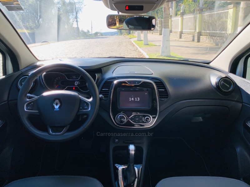 CAPTUR 1.6 16V FLEX INTENSE AUTOMÁTICO - 2018 - CANELA