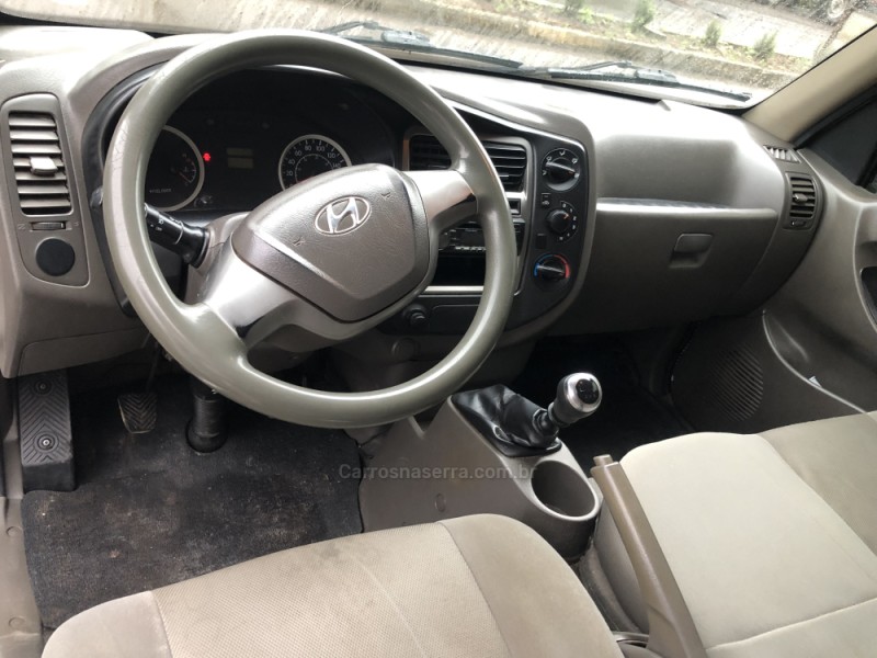 HR 2.5 LONGO COM CAÇAMBA 4X2 16V 130CV TURBO INTERCOOLER DIESEL 2P MANUAL - 2014 - VALE REAL