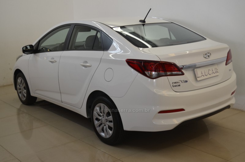 HB20S 1.6 COMFORT PLUS 16V FLEX 4P MANUAL - 2019 - CASCA